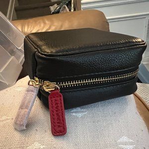 Levenger Getaway Leather Mini Tech Case